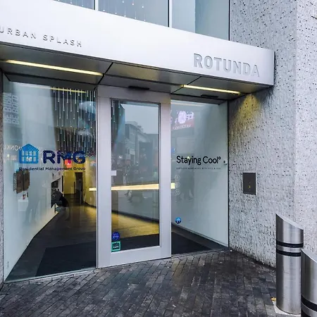 Luxury Right In The Centre! Incredible Panoramic Views! Ideal For Professionals Staying In Birmingham! Perfect For Long Stays! Apartment Birmingham