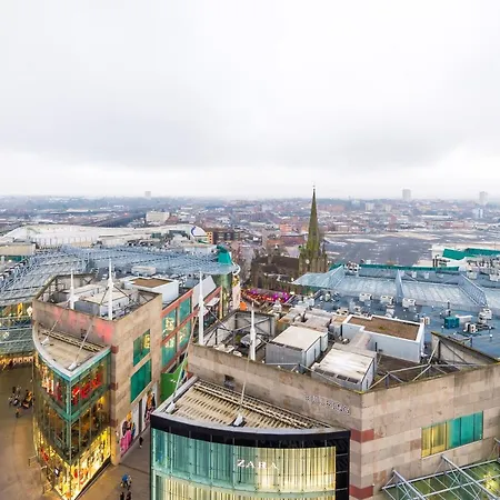 Luxury Right In The Centre! Incredible Panoramic Views! Ideal For Professionals Staying In Birmingham! Perfect For Long Stays! * Birmingham