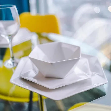 Apartment Luxury Right In The Centre! Incredible Panoramic Views! Ideal For Professionals Staying In Birmingham! Perfect For Long Stays! Birmingham